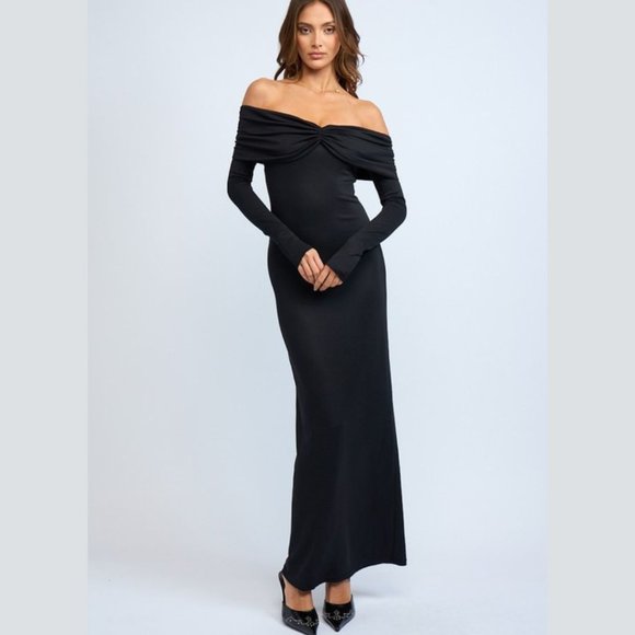 NWT Black Solid Off Shoulder Front Ruched Long Sleeve Fitted Maxi Dress - Picture 2 of 10